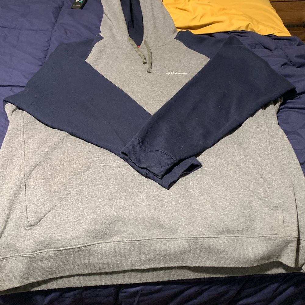 Columbia Men's Two-Tone Gray and Blue Hoodie